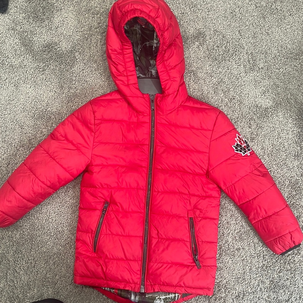 Authentic Boys Moose knuckle coat.